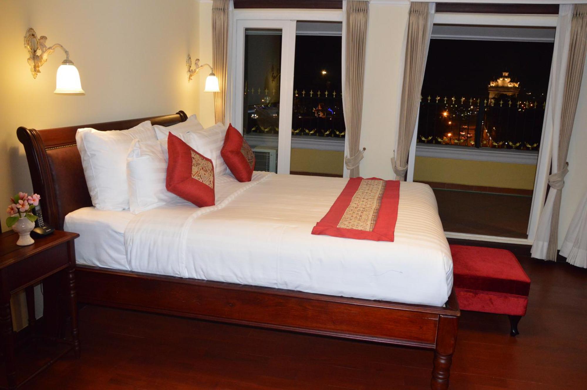 Phasouk Vien Chantra Hotel Виентиане Стая снимка