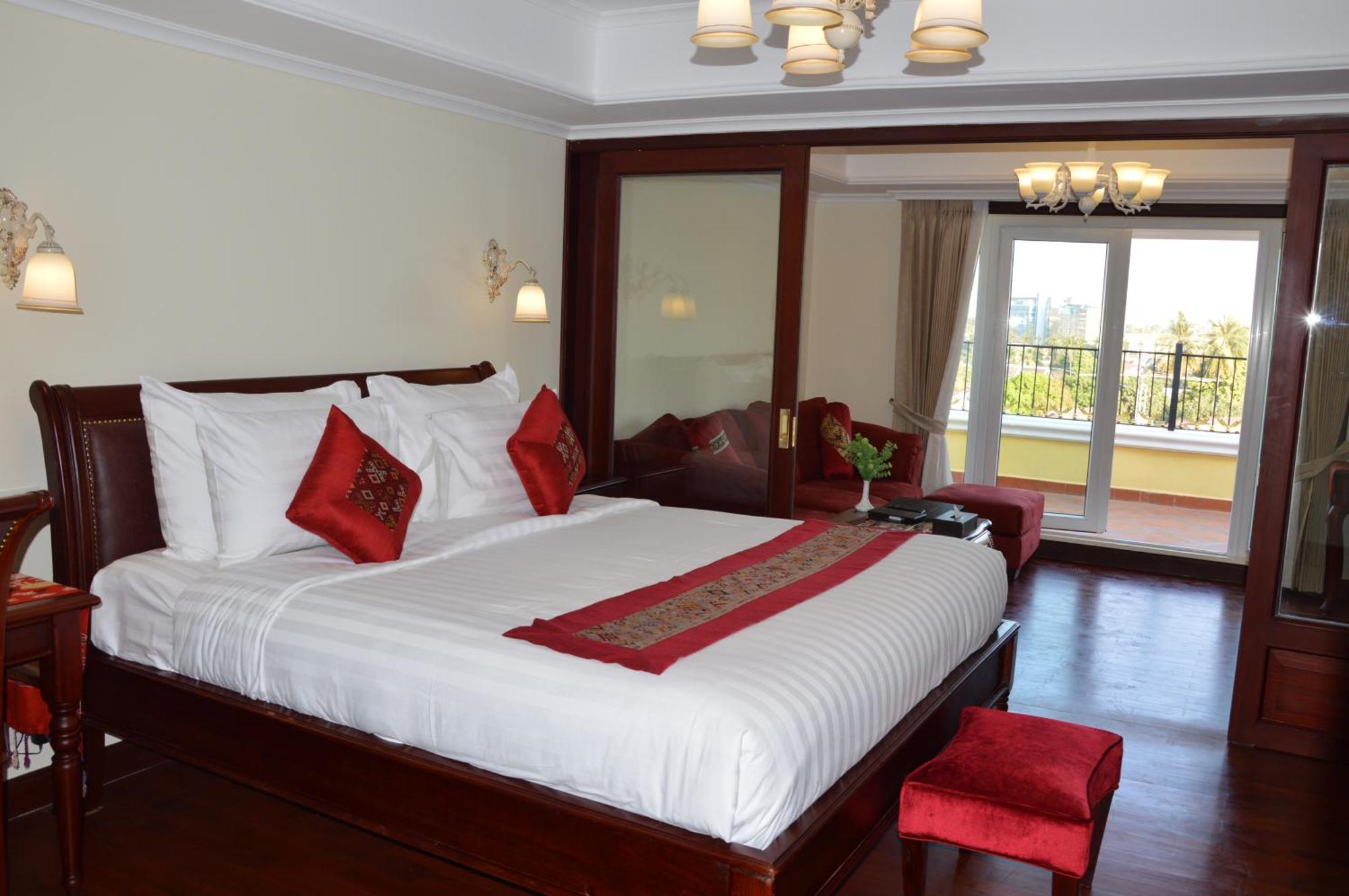 Phasouk Vien Chantra Hotel Виентиане Екстериор снимка