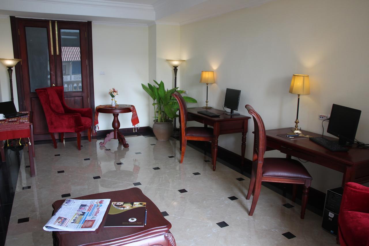 Phasouk Vien Chantra Hotel Виентиане Екстериор снимка
