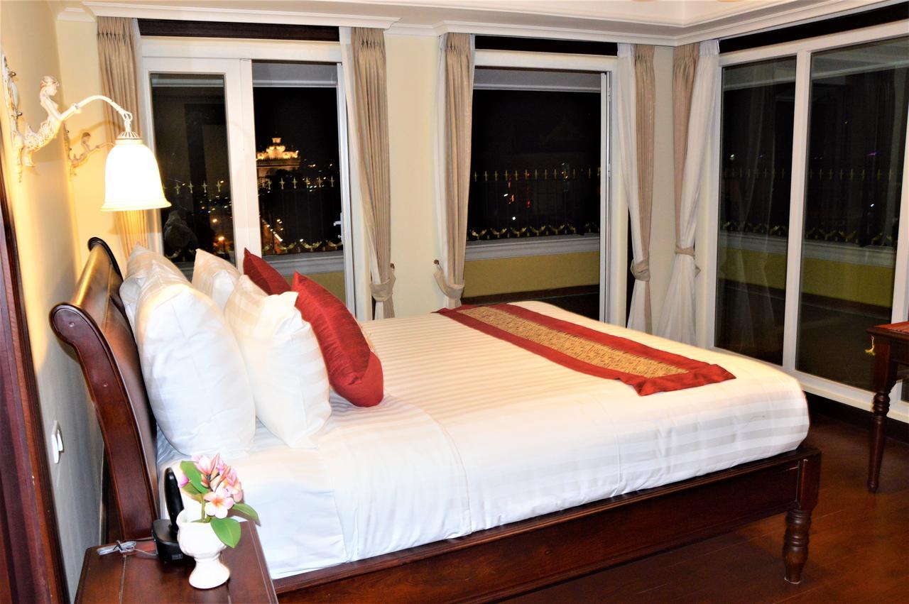 Phasouk Vien Chantra Hotel Виентиане Екстериор снимка
