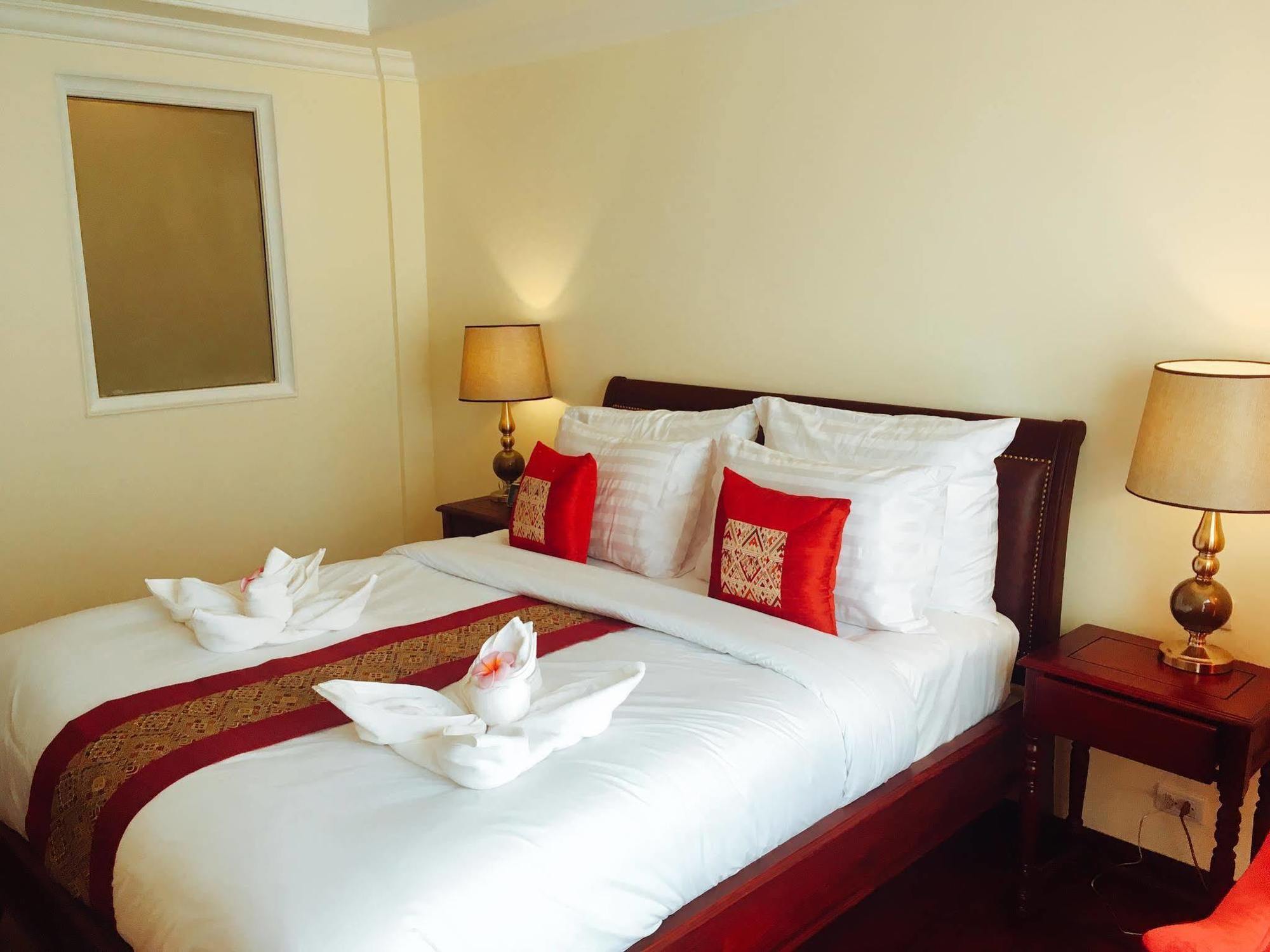 Phasouk Vien Chantra Hotel Виентиане Екстериор снимка
