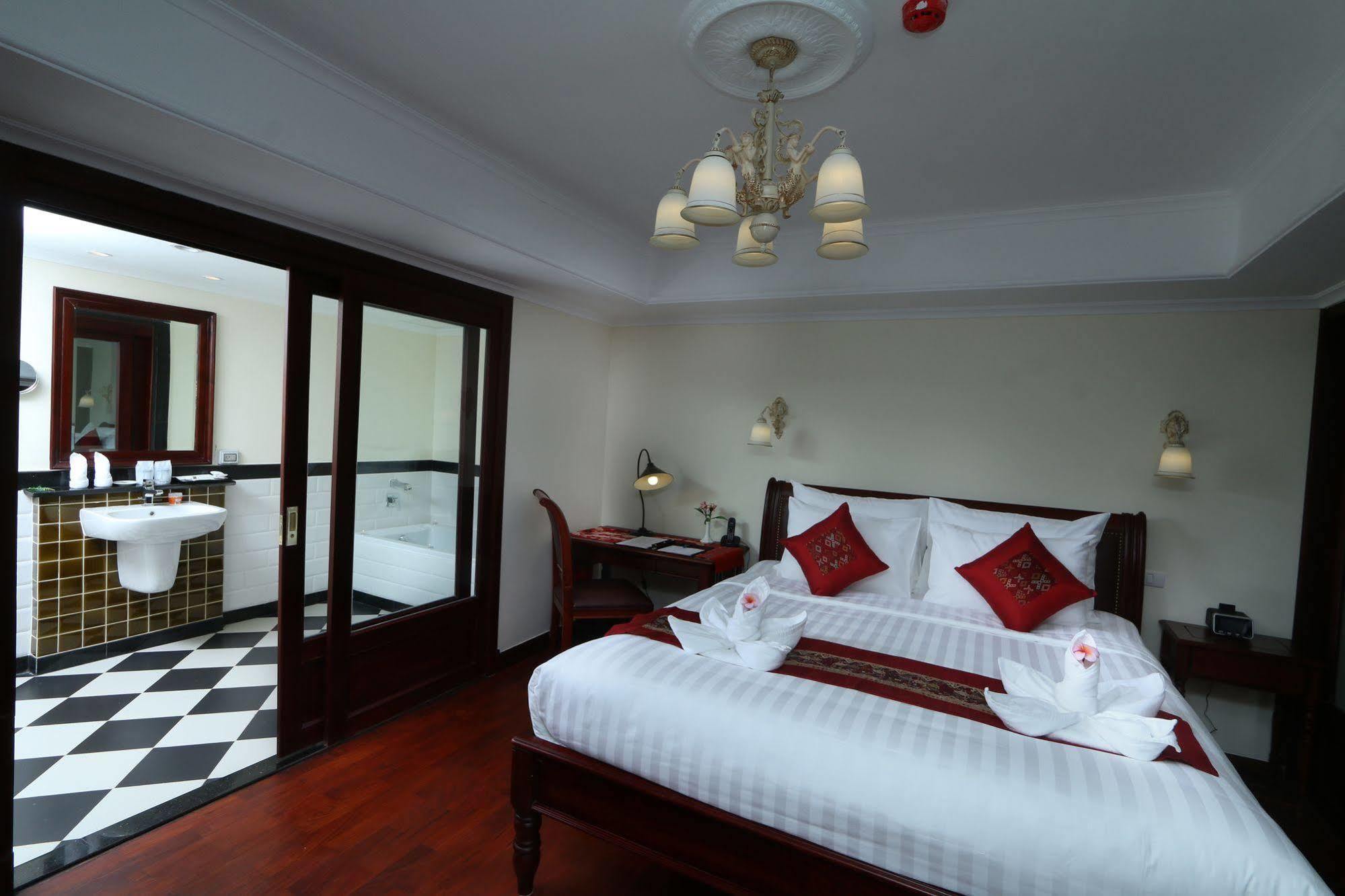 Phasouk Vien Chantra Hotel Виентиане Екстериор снимка
